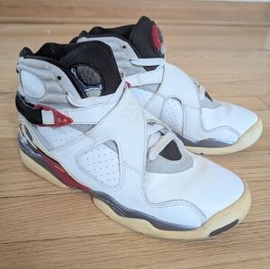 Air Jordan 8 Retro 2013 Bugs Bunny